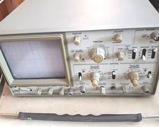 Leader 20 MHz Oscilloscope, Instruction Manual, & Probe Kit