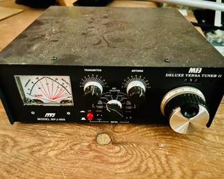 MFJ Deluxe Versa Tuner II — 300 Watt Antenna Tuner / Watt Meter