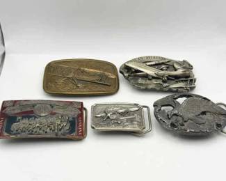 (5) Belt Buckles Feat. Vintage Bergamot Men’s Belt Buckle Flight Airplane Signed Numbered
Bi-Plane WWII Propeller Airplane Aircraft Gold Tone Vintage AVON Belt Buckle
Vintage Bergamot Men’s Belt Buckle Flight Airplane Signed Numbered
Vtg Eagle Silver-Tone Belt Buckle, 1990,
American Aviation 1982 Commemorative" belt buckle, produced by the Arroyo Grande Buckle Co
vintage Budweiser belt buckle, likely from the 1970s or 1980