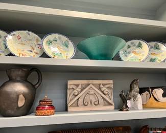 Majolica plates, miscellaneous