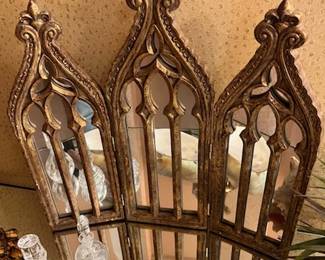 Unusual dresser mirror, two perfume bottles