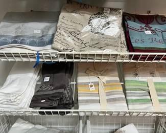 Kitchen towels, hand towels