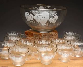 14-Piece Anchor Hocking Punch Set