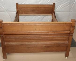 Wooden Bedframe, Twin Mattress Size