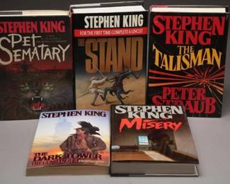 5 Stephen King Books With Dust Jackets