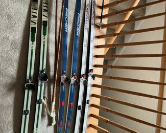 Ski equipment