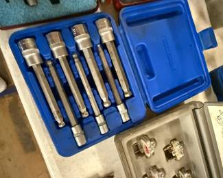 TOOL SET