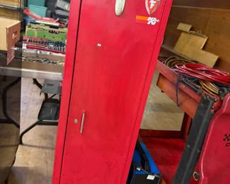 tool locker
