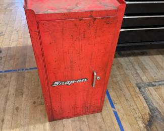 SNAP ON CABINET