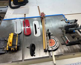 Table saw items - Delta gig, router handle, push. All in MINT condition.