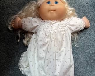 Life Like Hair, Blue Eyed Cabbage Patch Doll Full View
(Location Toy Room)