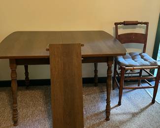 Kitchen Table w/Leaf & 1 Chair Location in Guest House