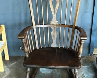 Antique & Unique Spindle Back Armed Rocker Location Enclosed Patio