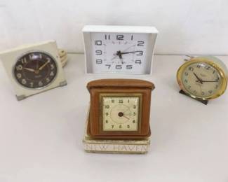 4 WORKING Vintage Clocks