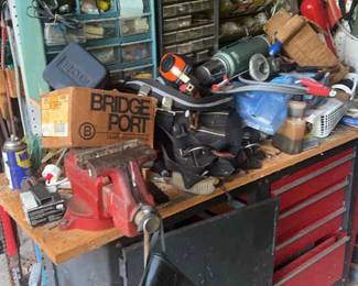  04 Tool Station And More With Craftsman Vice