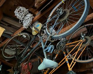 2 Bicycles Gitane and Murray