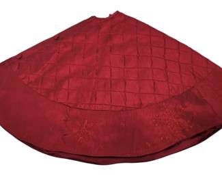 121 - Decorative Holiday Tree Skirt - 48" round