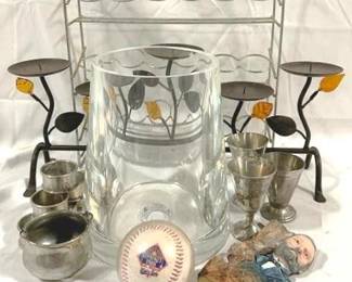 2952 - Lot of Assorted Items