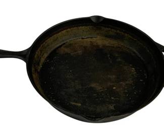 4194 - Ozark Trail Cast Iron Skillet 12.5"