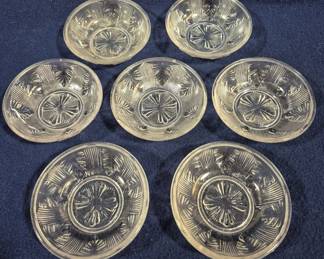 8364 - 7 EAPG Ribbed Palm Fern Berry Bowls 4"