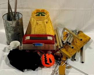 2609 - Lot of Assorted Items