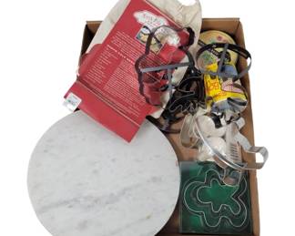 132 - Lot of Assorted Cookie/Pancake Cutters & more