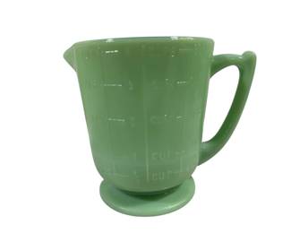 1944 - Jadeite 4 Cup Measurer 6 x 7