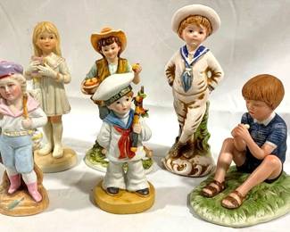 8005 - Lot of 6 Ceramic Figures - Assorted Sizes