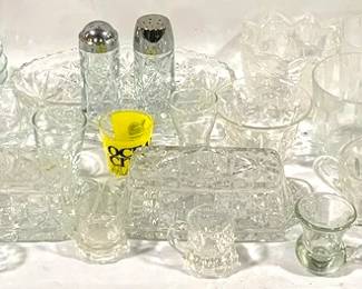 2894 - Lot of Assorted Glass Items