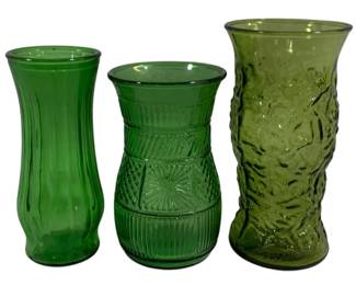 4155 - 3 Vintage Green Glass Vases