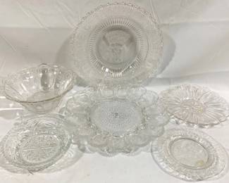 8024 - Lot of 6 Glass Items
