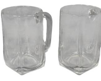685 - 4 Glass Mugs 5"