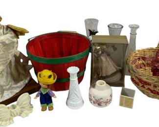 4093 - Assorted Items