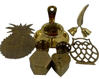 4133 - Assorted Brass Items