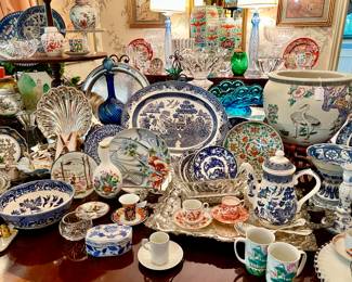 BLUE & WHITE CHINOISERIE AND IMARI!