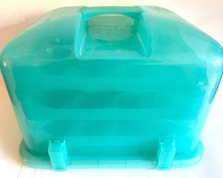 Cupcake Holder For 36 Cupcakes, 3 Tiers
Lot #: 161