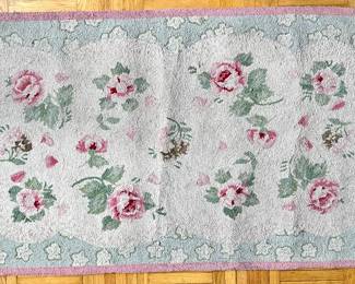 Clever Carriage Home Wool Rug With Cotton Backing, Roses (3 X 5 Feet)
Lot #: 94