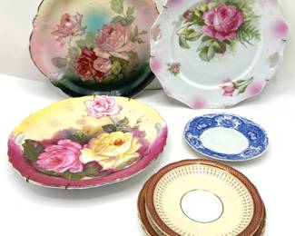 5 Vintage Rose Plates With Hangers, Warwick China Saucer & Aynsley China Cake Plates & Saucer
Lot #: 105