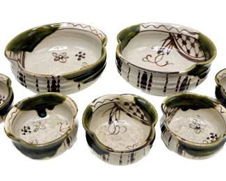Set Japanese Bowls Oribe Mino Ware Green Glaze: 2 Serving Bowls & 5 Small Bowls
Lot #: 18
