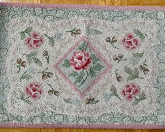 Vintage Shabby Chic Hooked Rug With Cotton Backing, (3 X 5 Feet)
Lot #: 116