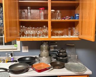 Various cookware, glasses