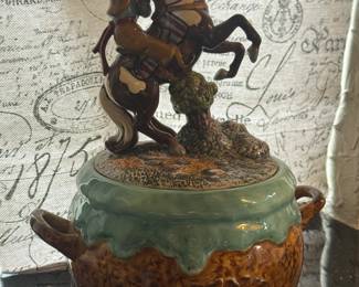 Cookie jar
