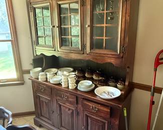 Hutch- $125?