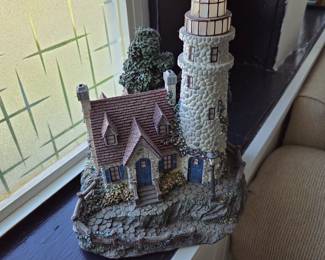 Thomas Kinkade Hawthorne Village 'Guiding Point Lighthouse' Limited Edition Sculpture