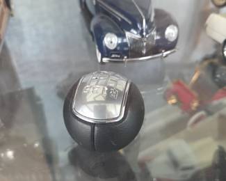 Manual Transmission 6-speed Ford Mustang gear shift knob