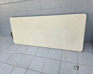 6 ft table with folding legs