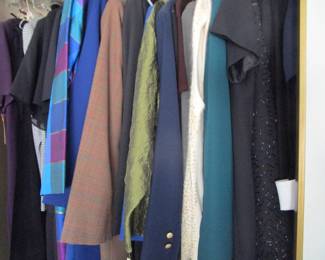 Tons of clothes, more than a department store. Closets PACKED