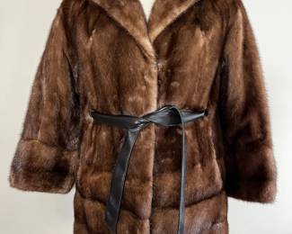 016 Pretty In Mink
