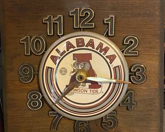 Small Alabama Crimson Tide Clock