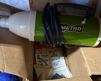 Vintage Metro Canister Car Vacuum in Box